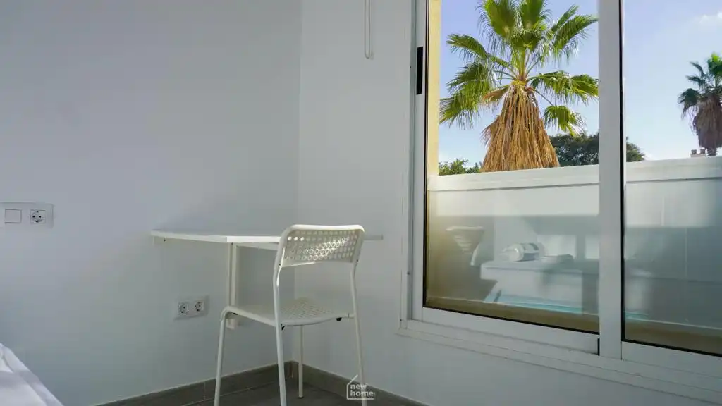 Terraza de Piso para compartir en San Cristóbal de la Laguna con Parquet, Amueblado y Horno