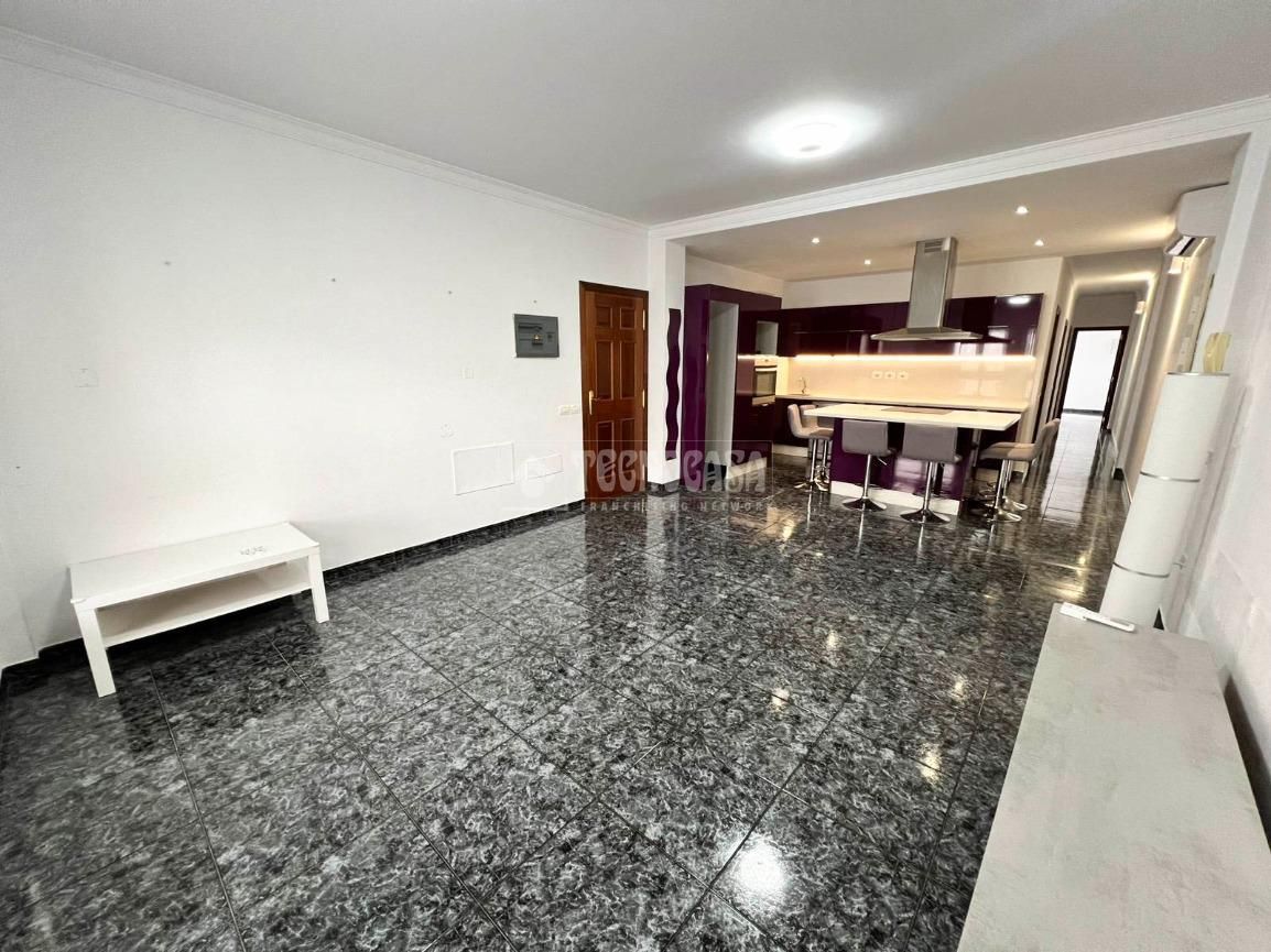 Piso en venta en Sardina