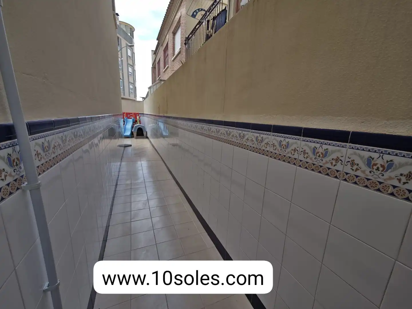 Casa adosada en venda en Orihuela amb Aire condicionat, Calefacció i Jardí privat