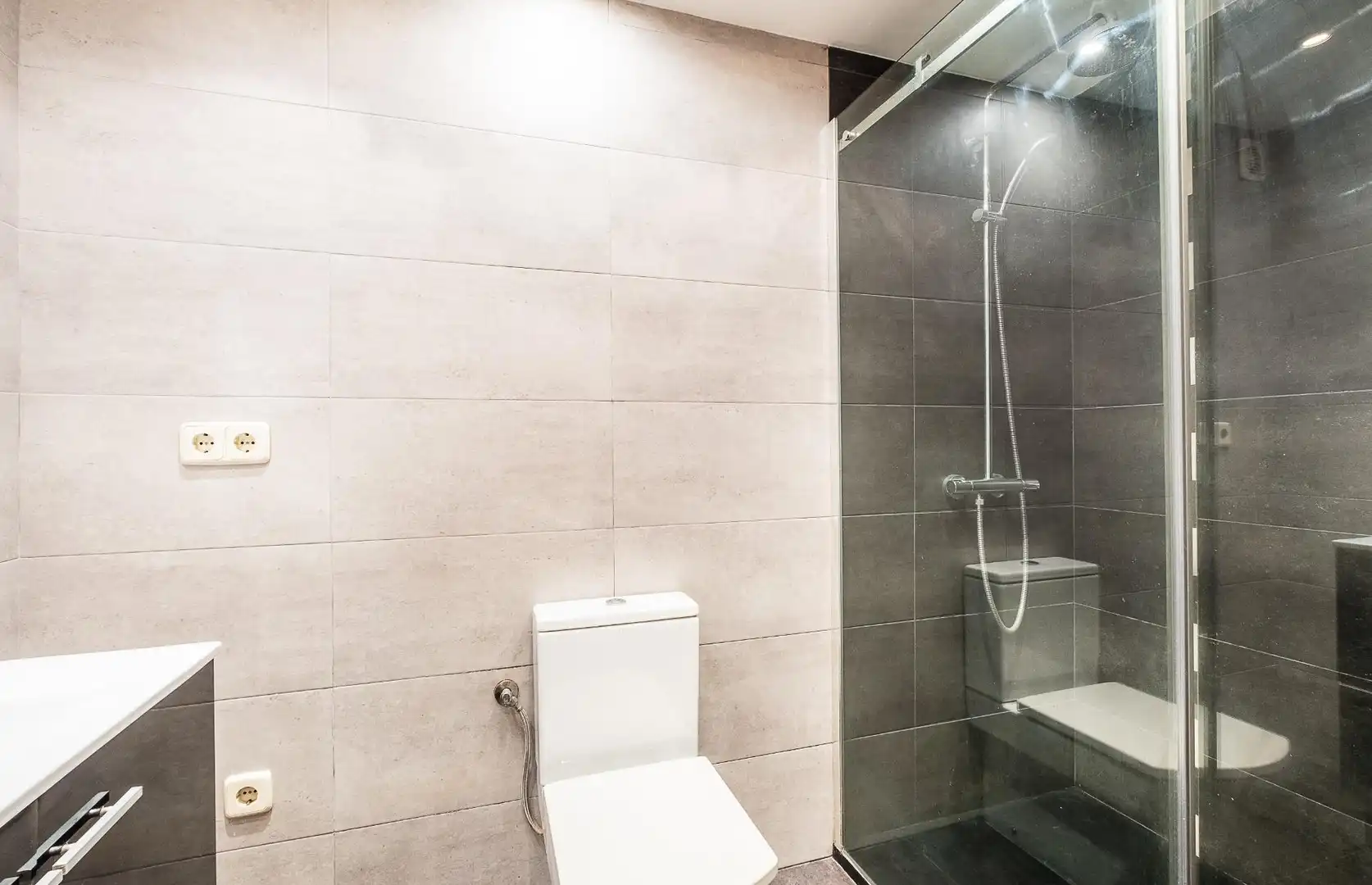 Baño de Dúplex en venta en Collado Villalba con Calefacción, Jardín privado y Terraza