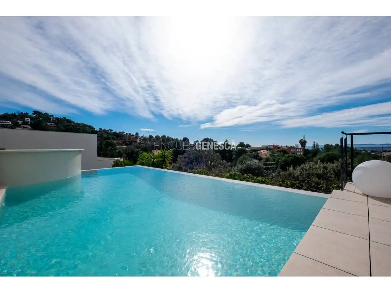 Piscina de Casa o xalet en venda en Matadepera amb Aire condicionat, Calefacció i Jardí privat