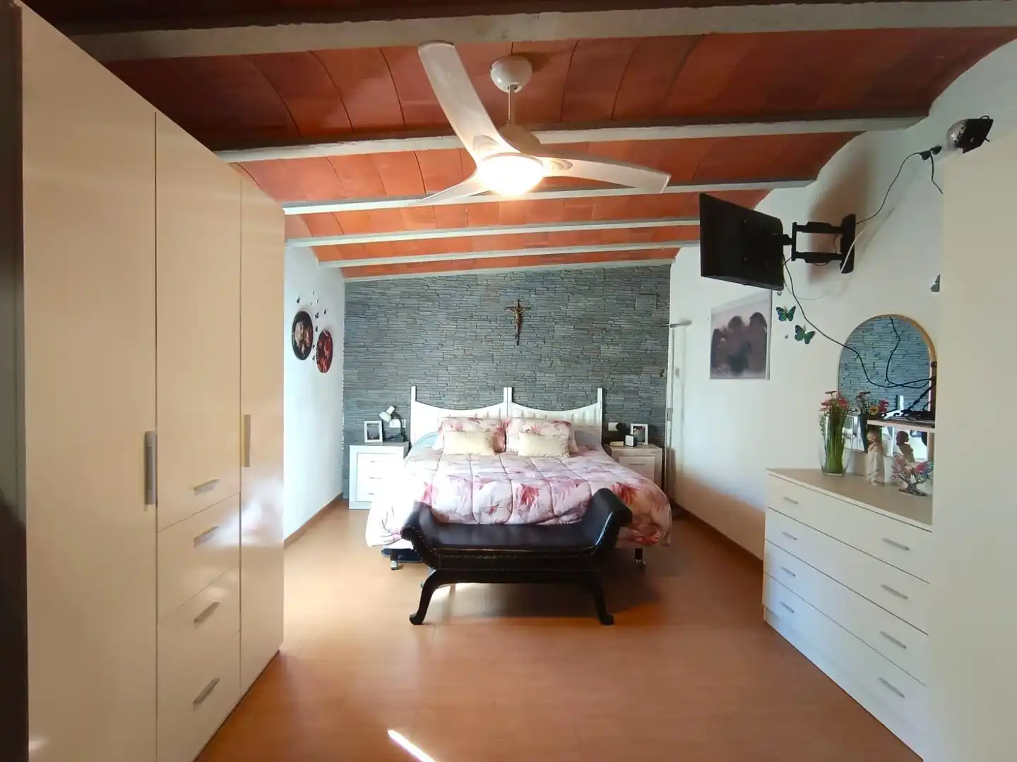 Habitación de Finca rústica en venta en Monzón con Calefacción, Jardín privado y Terraza