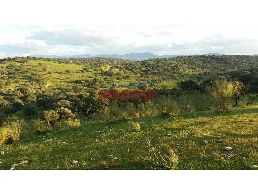 Country house zum Verkauf in Valdelacasa de Tajo