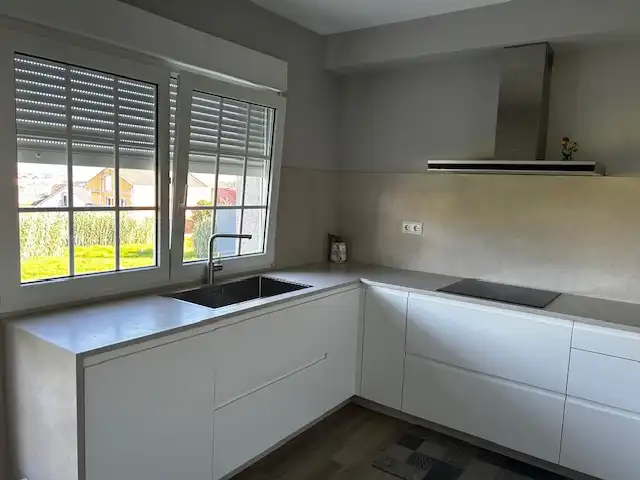 Cocina de Casa o chalet en venta en A Illa de Arousa  con Calefacción, Jardín privado y Terraza