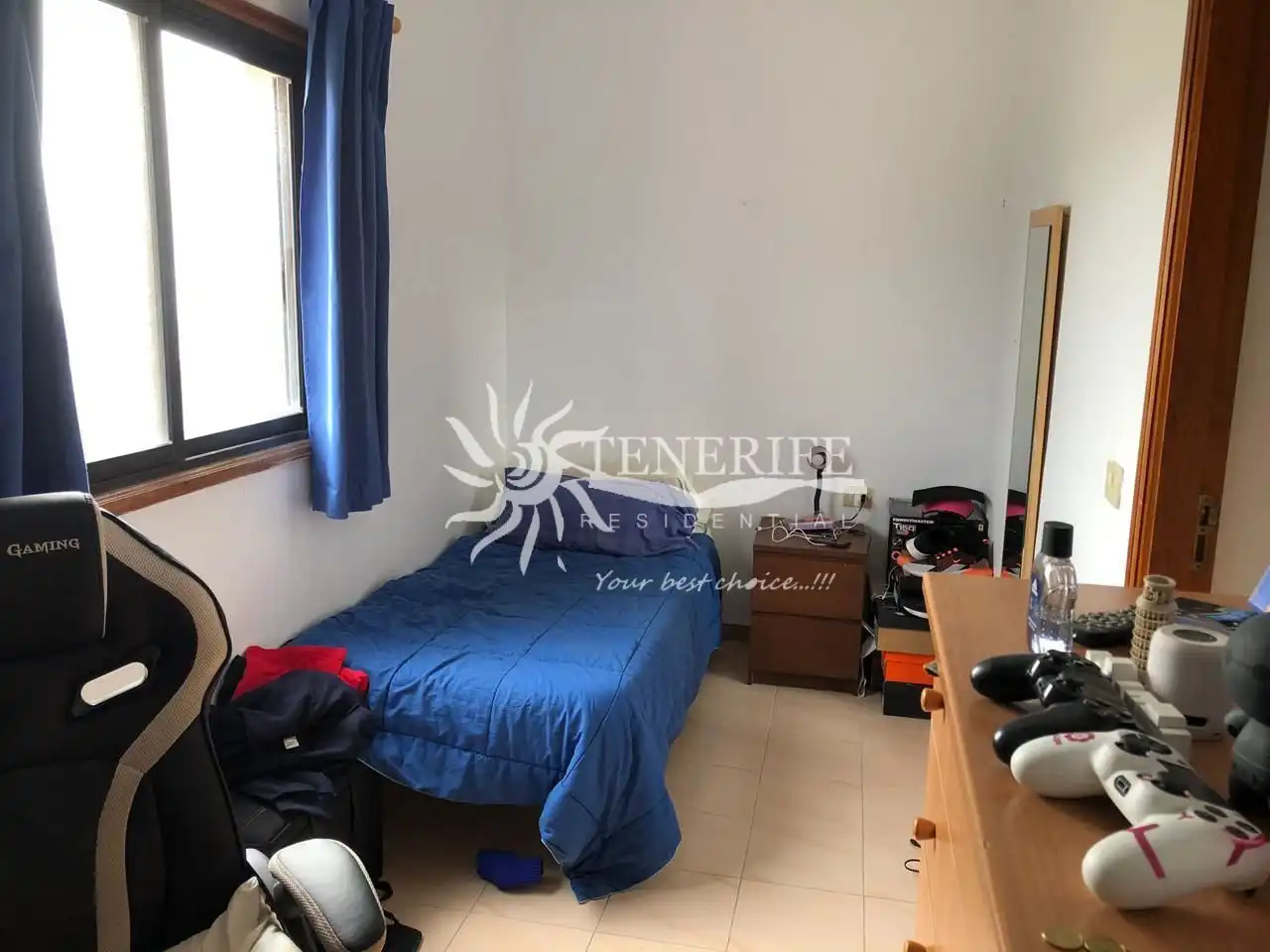 Habitación de Finca rústica en venta en Guía de Isora con Jardín privado, Trastero y Amueblado