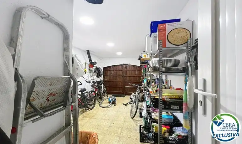 Casa con piscina en venta en Carrer Llobregat, imagen 40