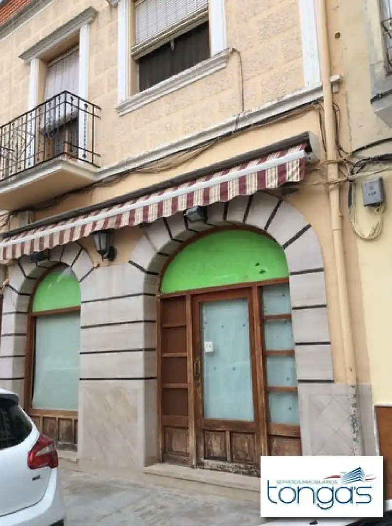 Local comercial en venda a Canals, imagen 2