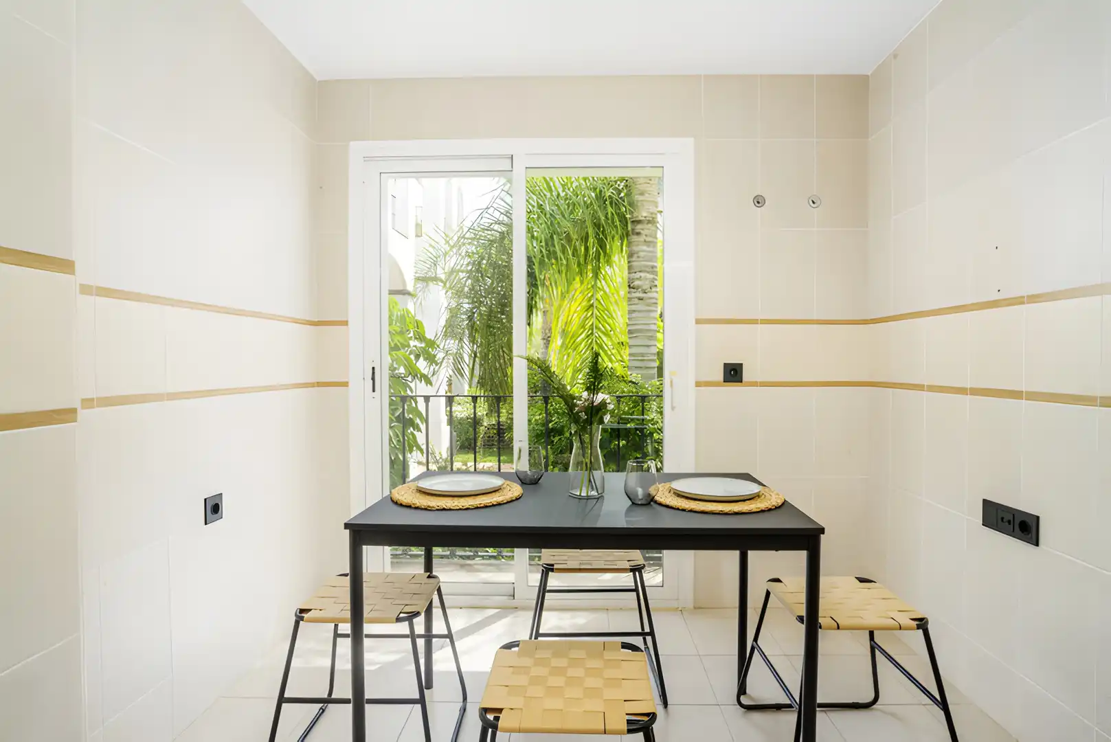 Comedor de Apartamento en venta en Marbella con Aire acondicionado, Terraza y Piscina