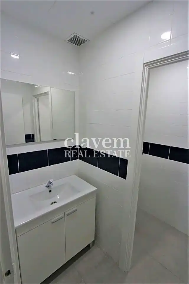 Local comercial en venda a Carrer del Guadalhorce, imagen 12