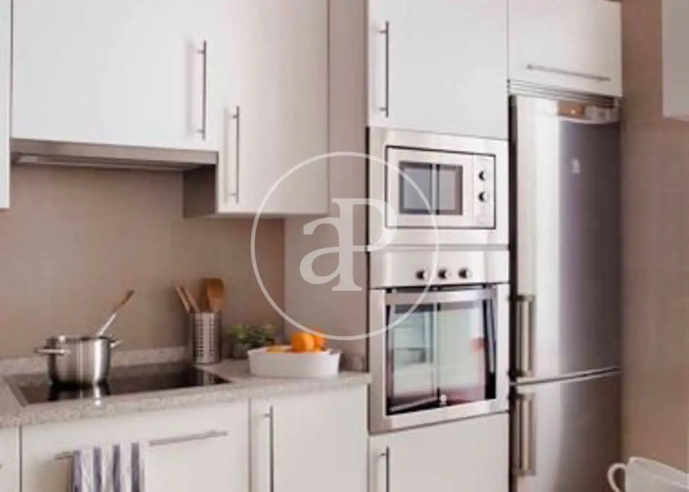 Kitchen of Flat for rent in Madrid  with Air Conditioner, Heating and Private garden