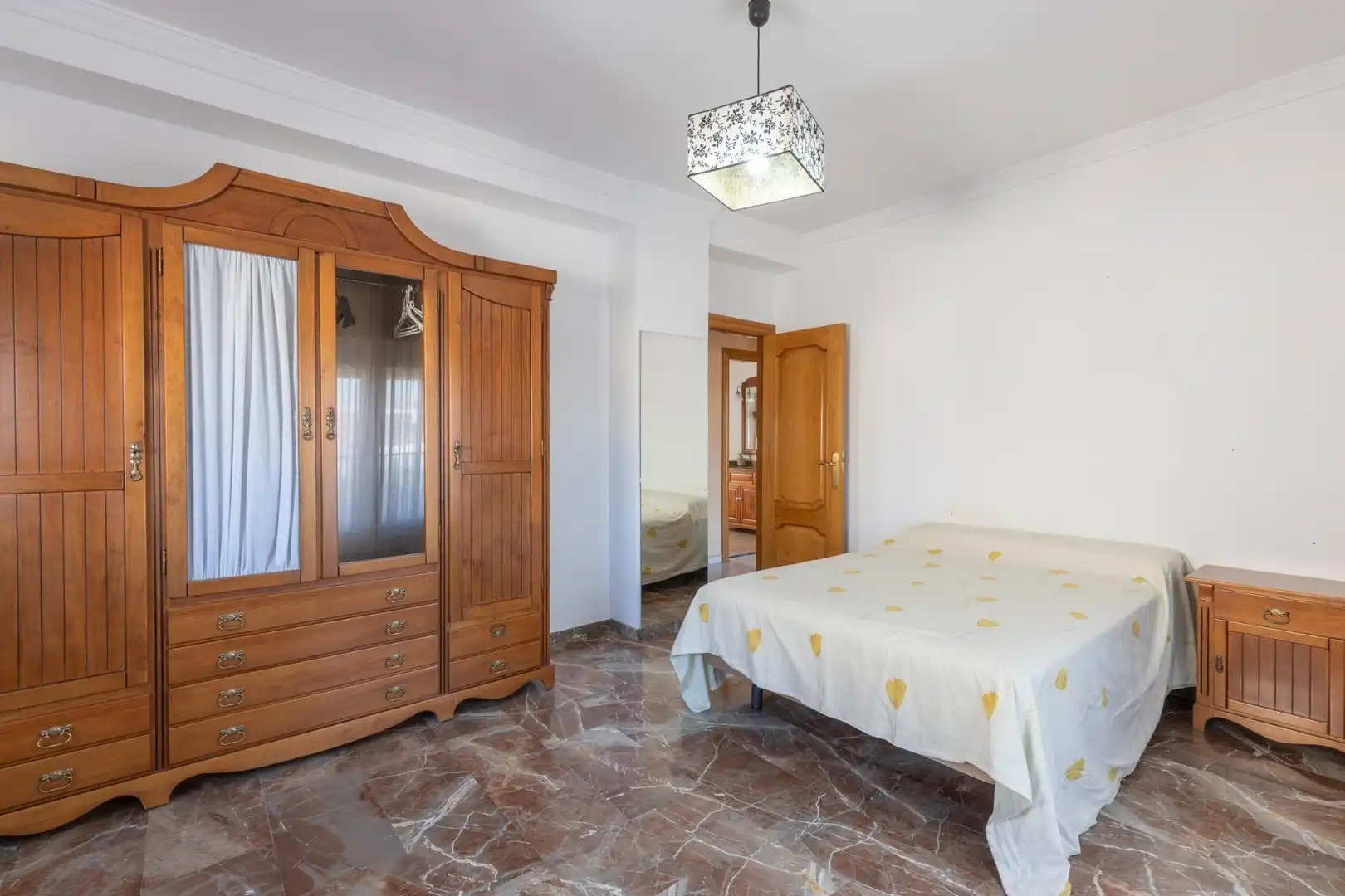 Habitación de Casa o chalet en venta en Las Gabias con Calefacción, Trastero y Balcón
