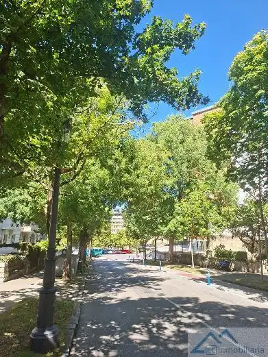 Vista exterior de Pis en venda en Santander amb Calefacció
