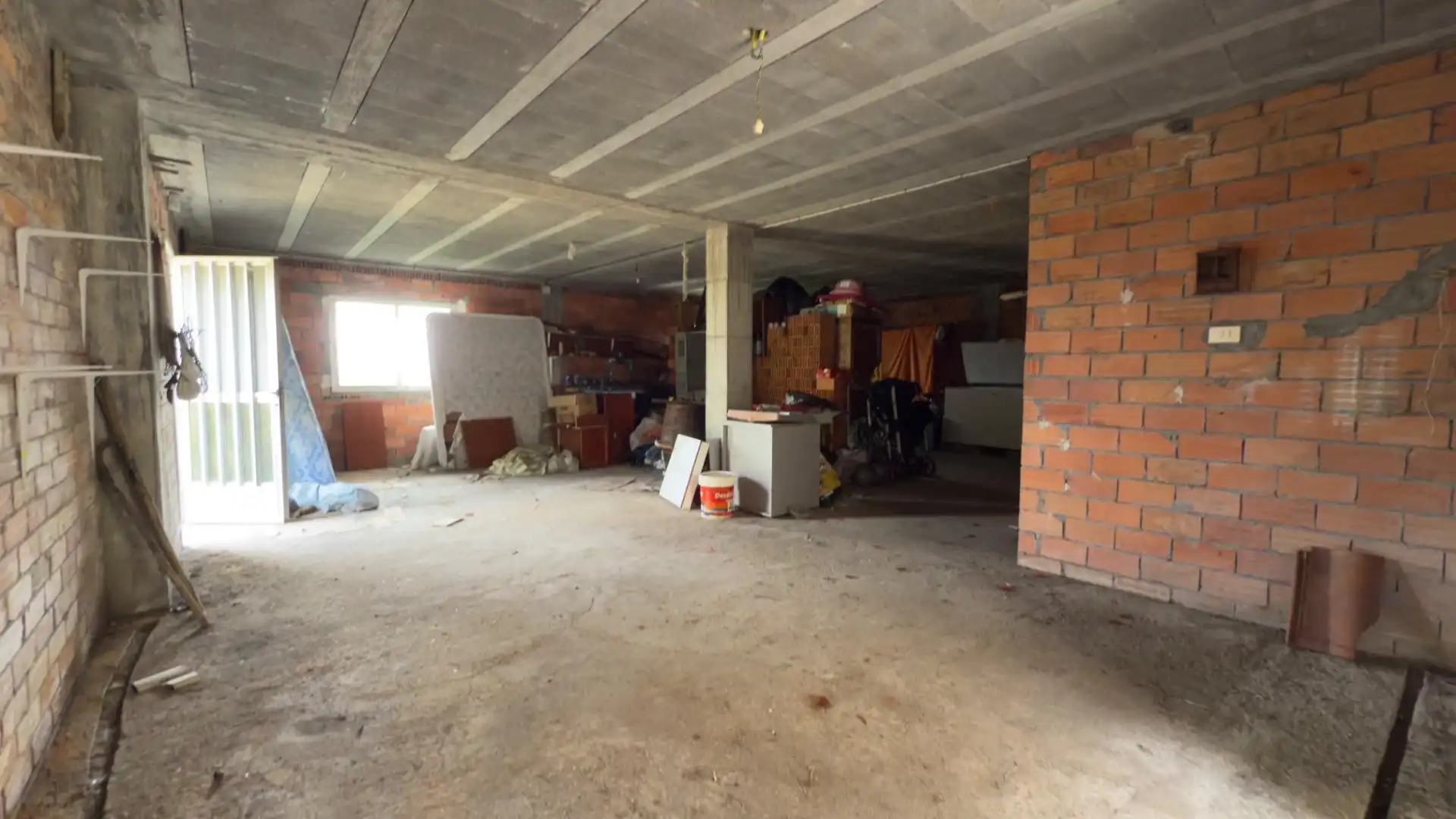 Casa o chalet en venta en Avión con Calefacción, Jardín privado y Trastero