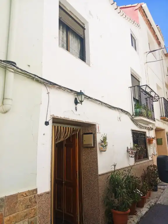 Vista exterior de Casa o chalet en venta en Calles con Trastero, Amueblado y Horno