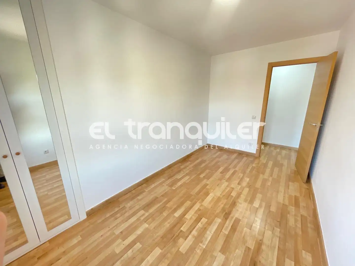 Dormitori de Pis de lloguer en Leganés amb Aire condicionat, Parquet i Terrassa