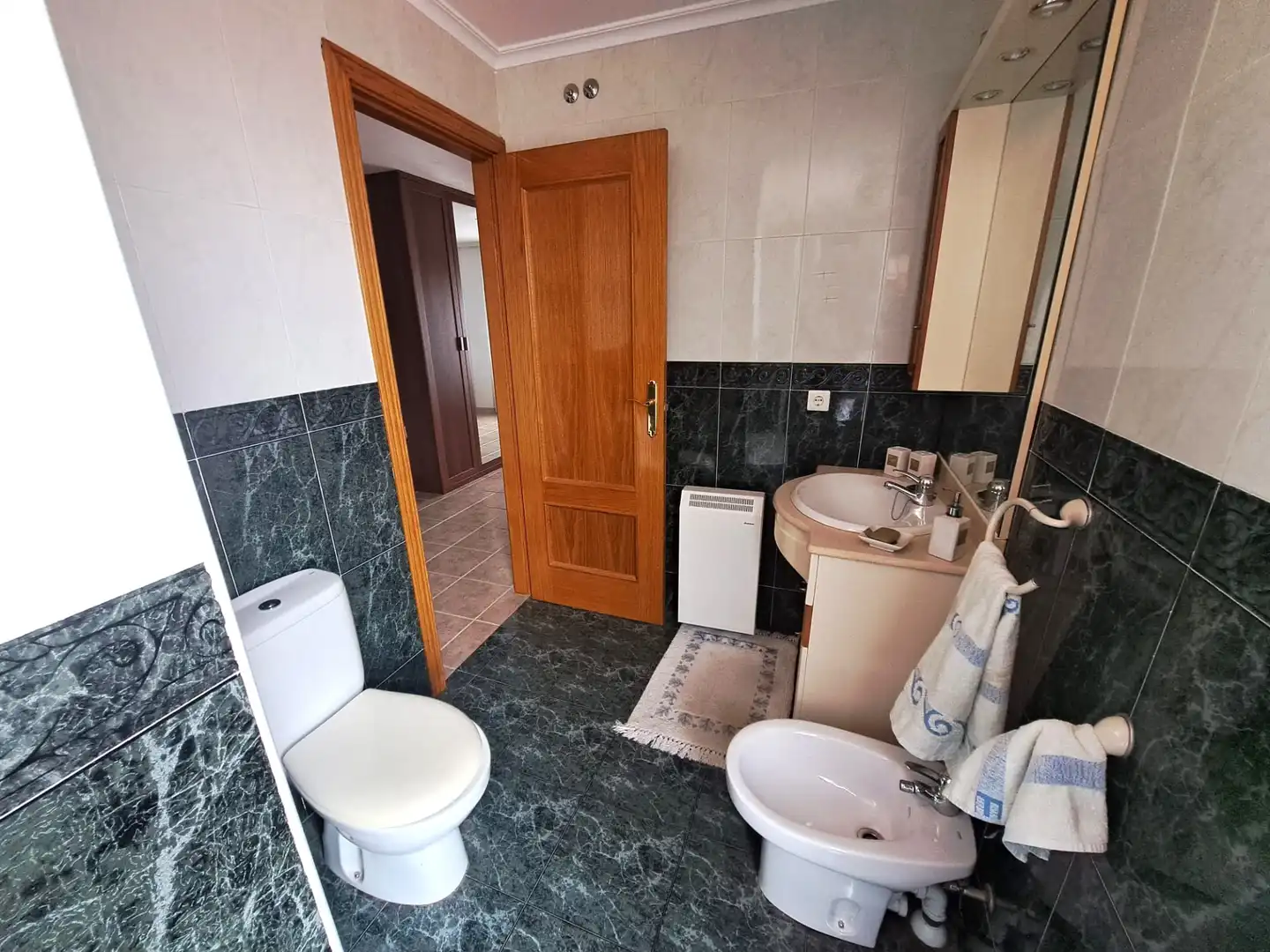 Bathroom of Flat for sale in Zarratón, La Rioja