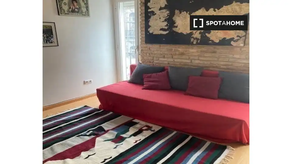 Flat with terrace to rent in L'Eixample