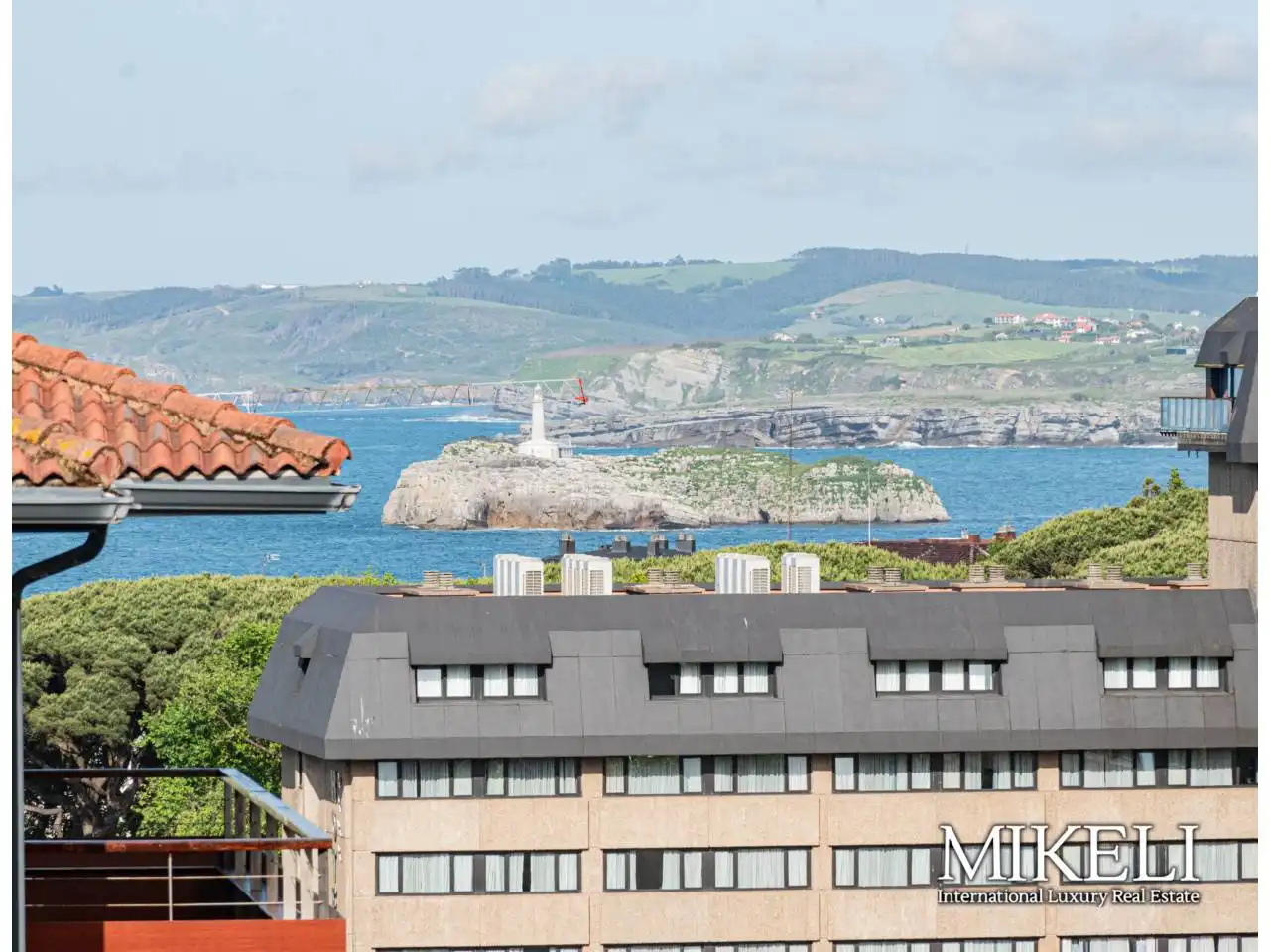 Wohnung zum Verkauf in Santander mit Heizung, Terrasse und Abstellraum
