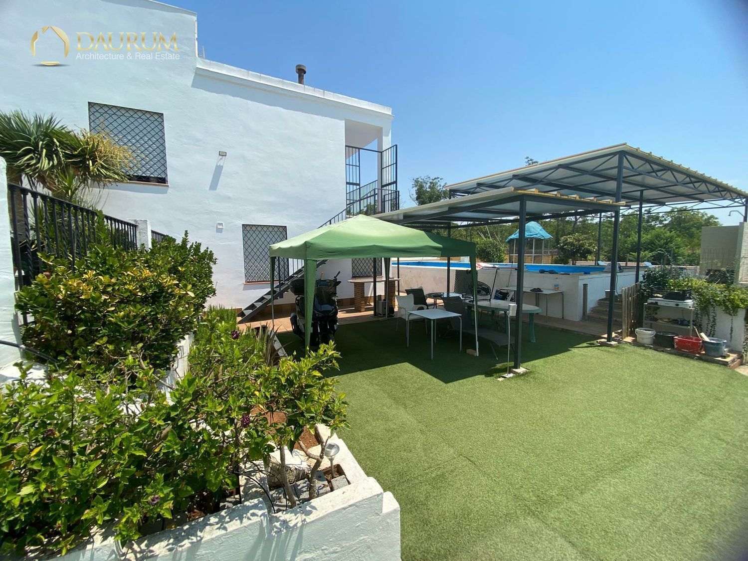 Jardí de Casa o xalet en venda en Alcalá de Guadaira amb Aire condicionat, Terrassa i Traster