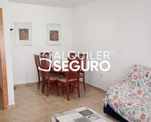 Dormitori de Pis de lloguer en Alcantarilla amb Aire condicionat