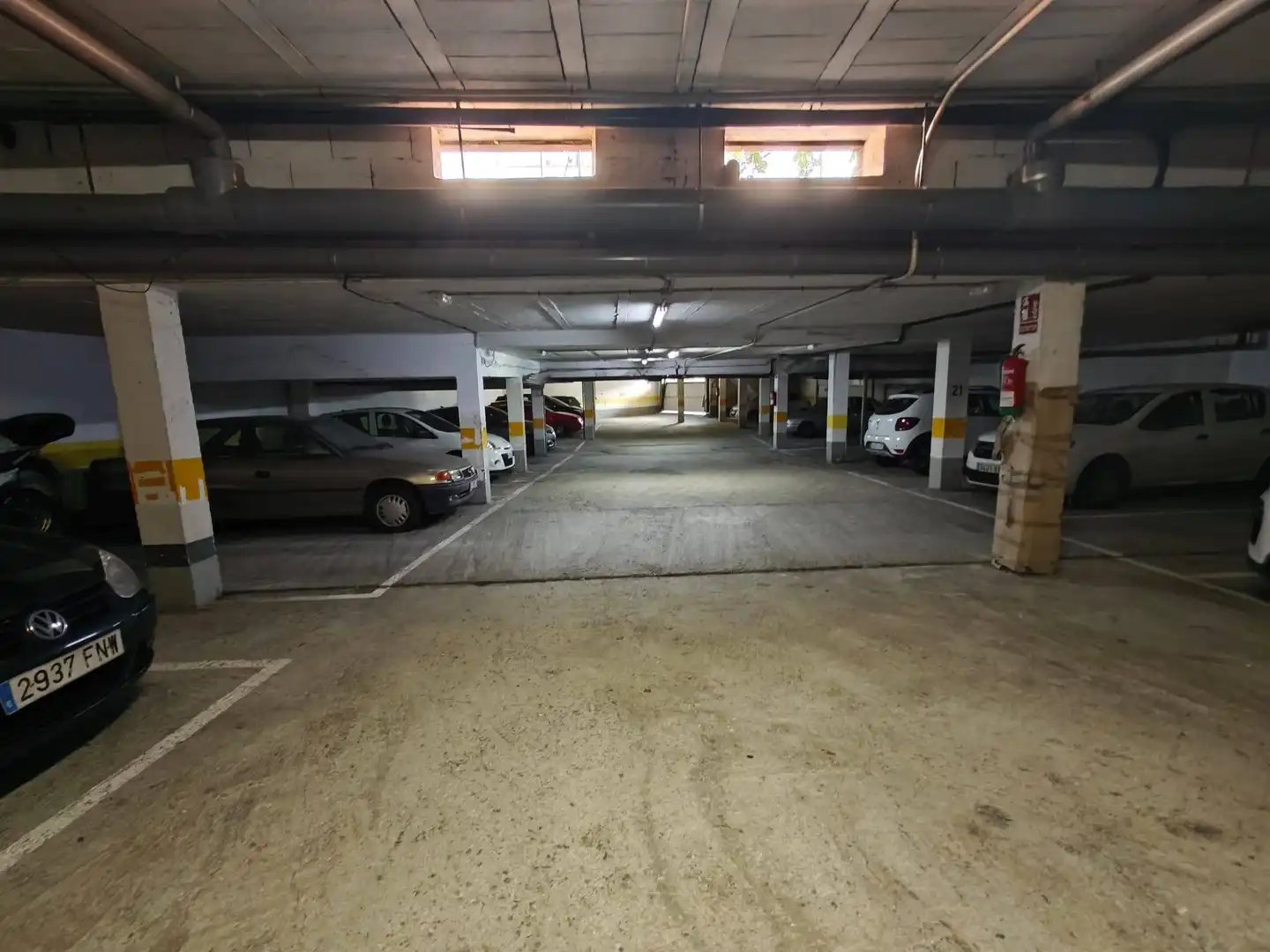 Parkplatz von Maisonette zum Verkauf in Ames mit Abstellraum, Möbliert und Gemeinschaftspool