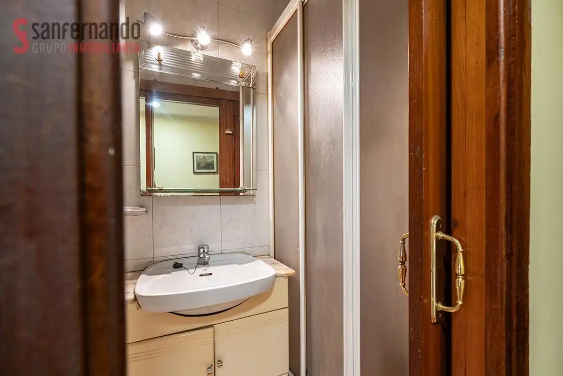 Piso con ascensor en venta en Reina Victoria, imagen 15