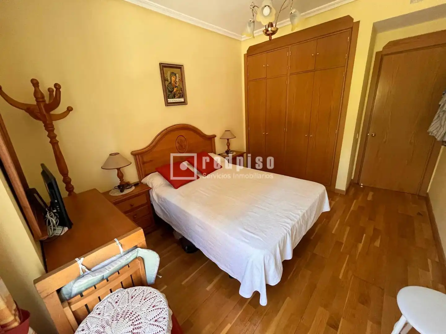 Bedroom of Flat for sale in Madrid  with Air Conditioner, Heating and Private garden