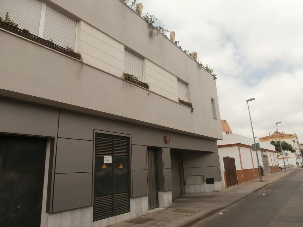 Vista exterior de Pis en venda en Jerez de la Frontera amb Terrassa