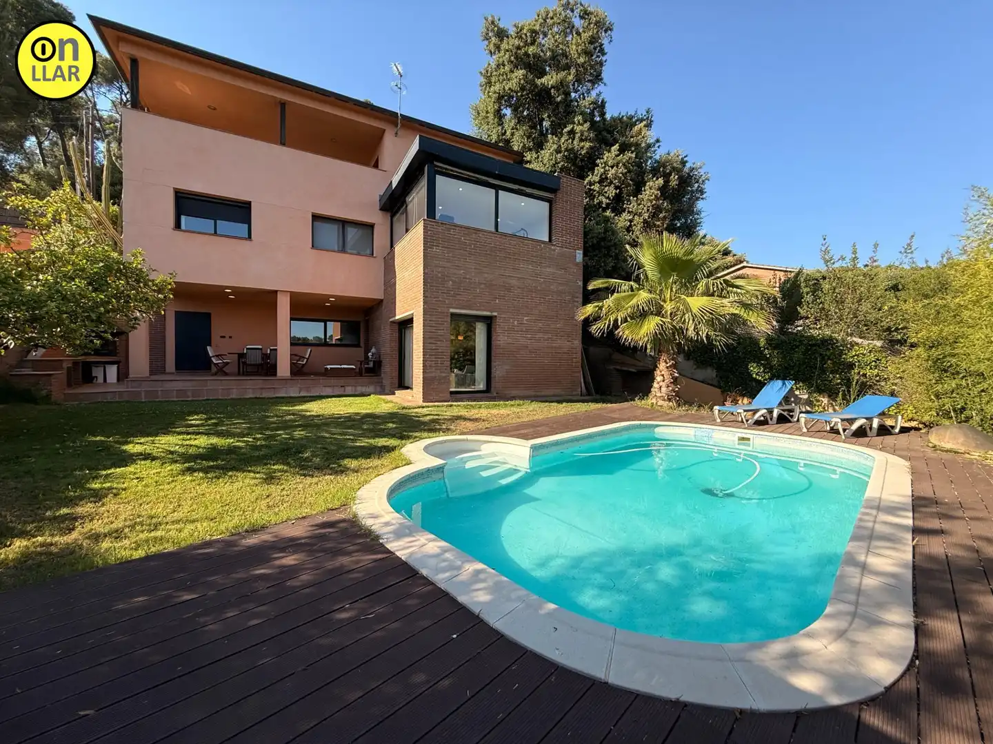 Piscina de Casa o chalet en venta en L'Ametlla del Vallès