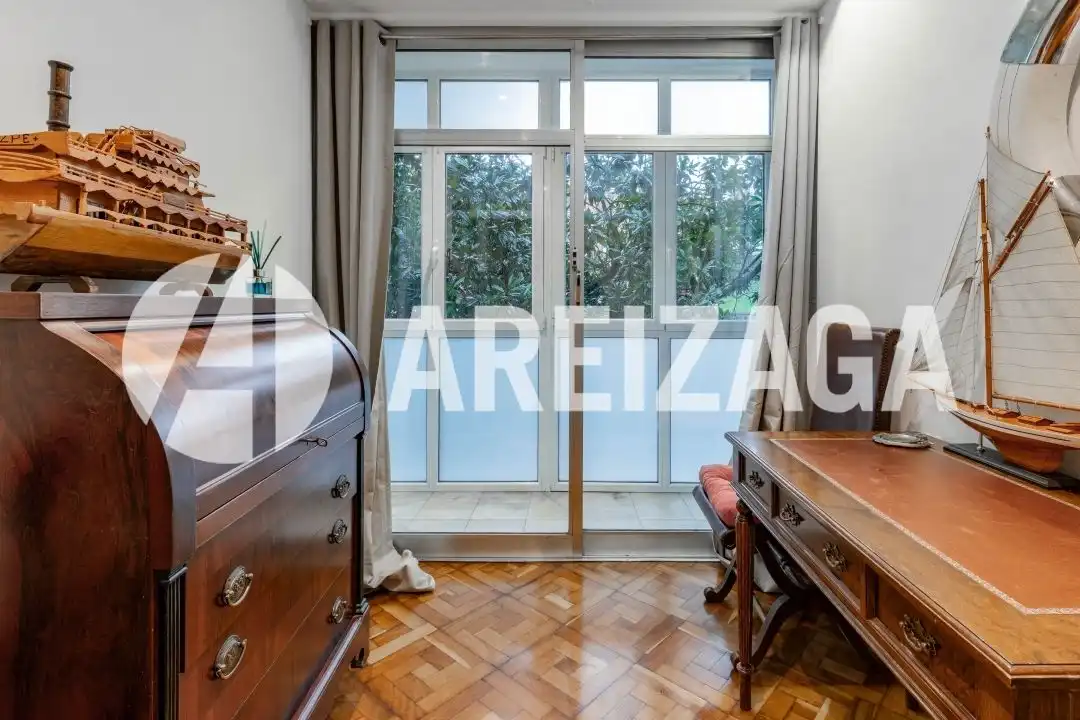 Schlafzimmer von Wohnung zum Verkauf in Donostia - San Sebastián  mit Heizung, Terrasse und Möbliert