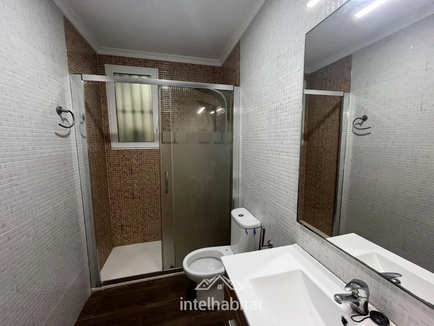 Bathroom of Ground floor for sale in Foios  with Air Conditioner, Heating and Furnished