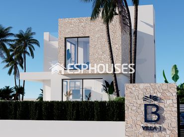 Casa con piscina en venta en Golf Bahía