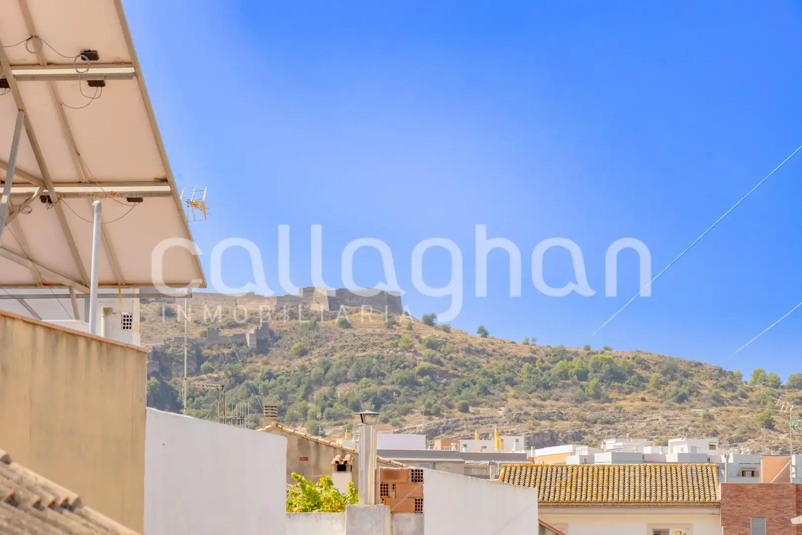 Vista exterior de Casa o xalet en venda en Sagunto / Sagunt amb Calefacció, Jardí privat i Terrassa