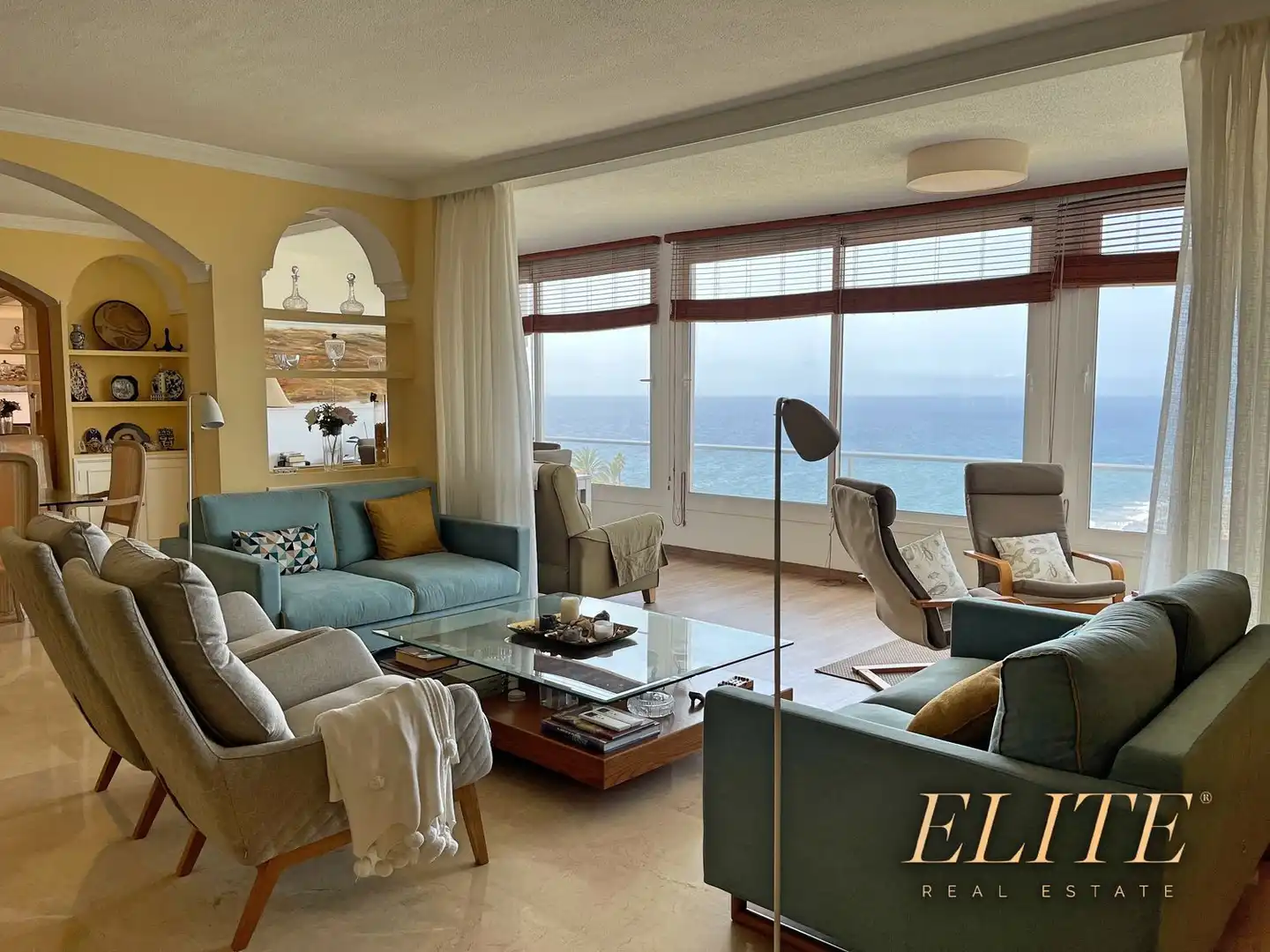 Living room of Houses for sale in San Bartolomé de Tirajana  with Air Conditioner, Terrace and Storage room