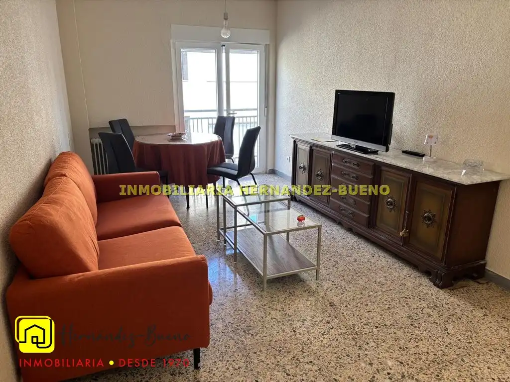 Wohnzimmer von Wohnung zur Miete in Salamanca mit Heizung, Möbliert und Balkon