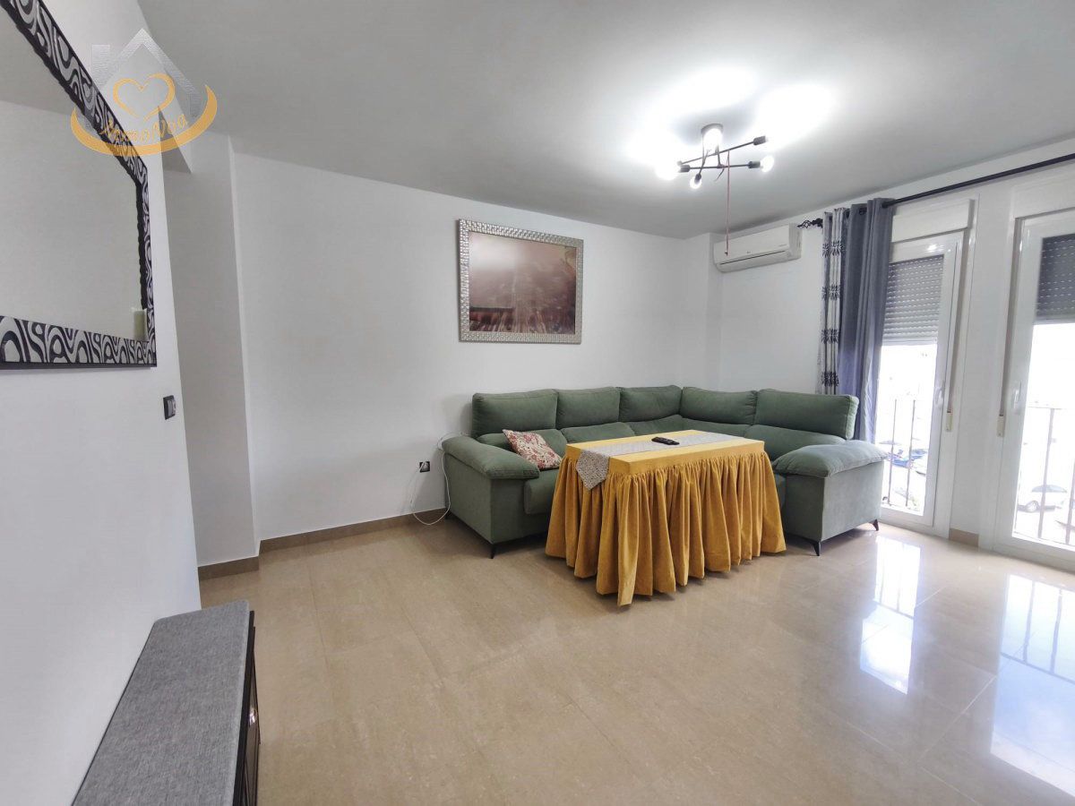 Sala d'estar de Pis en venda en Cartaya amb Aire condicionat, Moblat i Forn