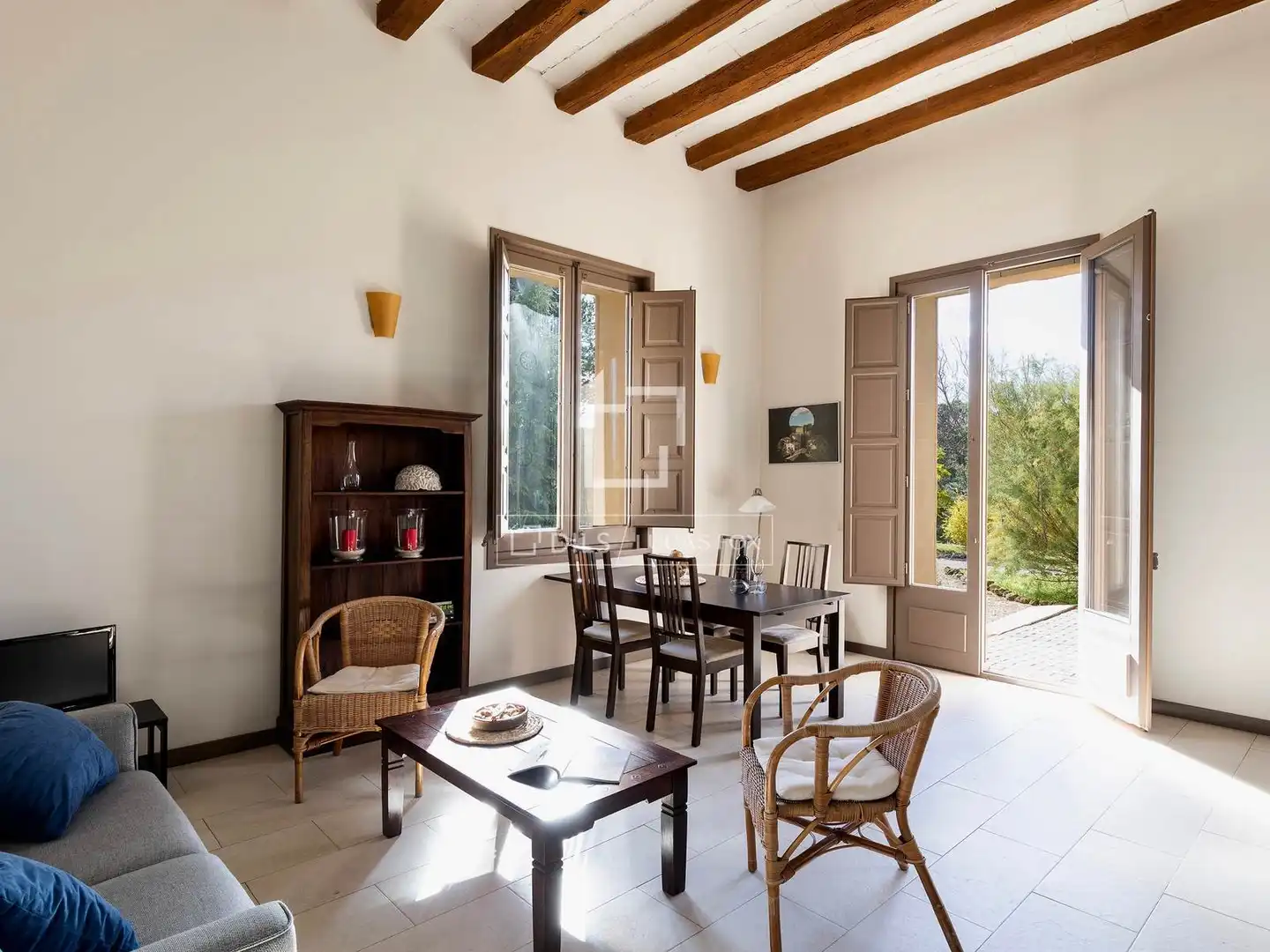 Living room of Country homes for sale in La Torre de Claramunt  with Air Conditioner, Heating and Private garden
