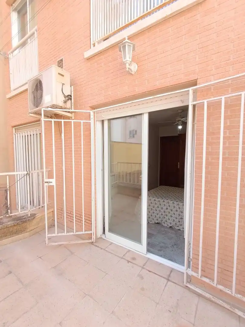 Flat for sale in Calle Elisa Cendrero, El Perchel