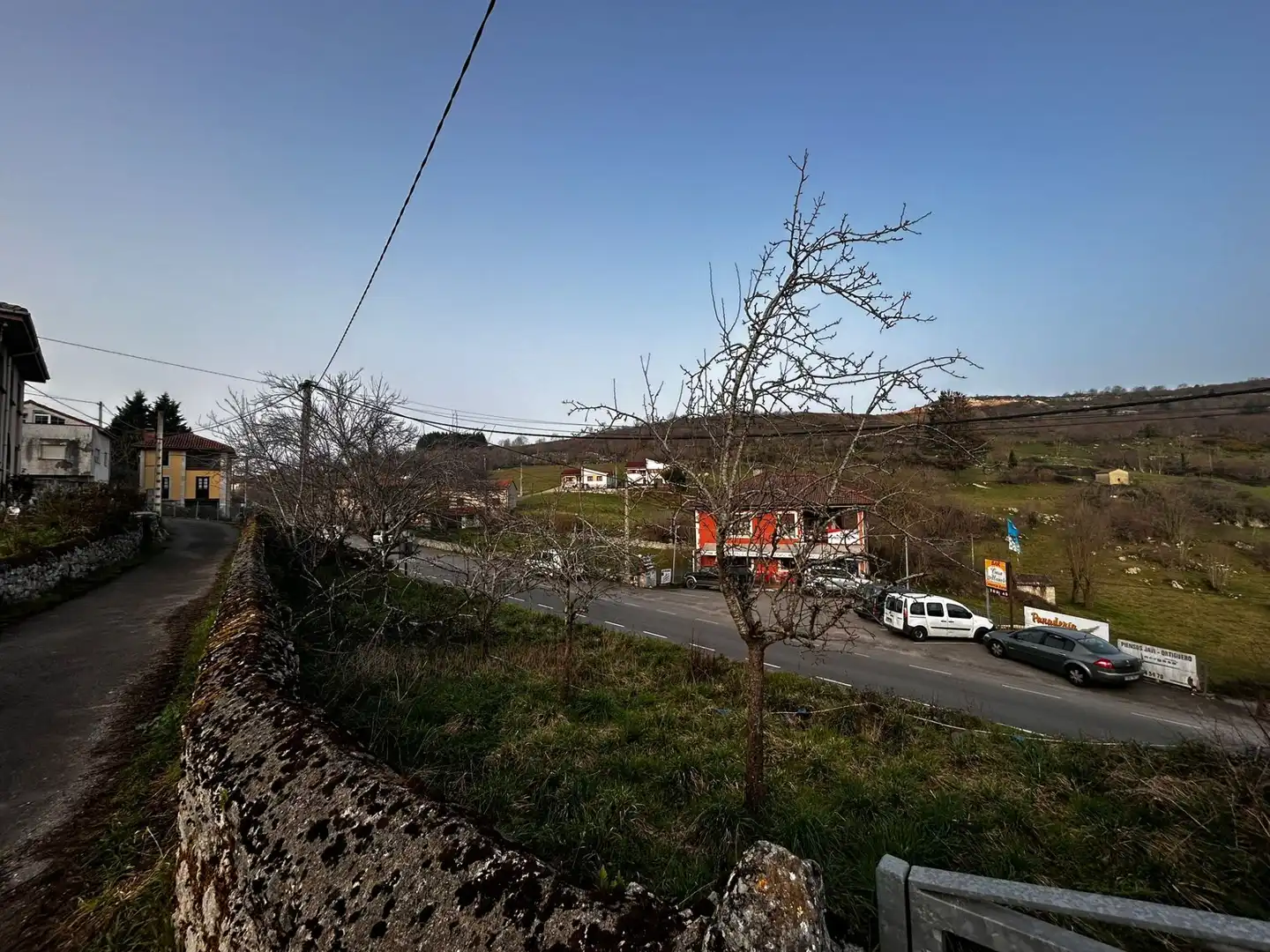 Vista exterior de Casa o xalet en venda en Cabrales amb Calefacció