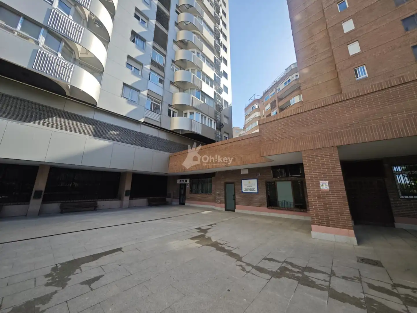 Vista exterior de Local en venta en Madrid con Aire acondicionado