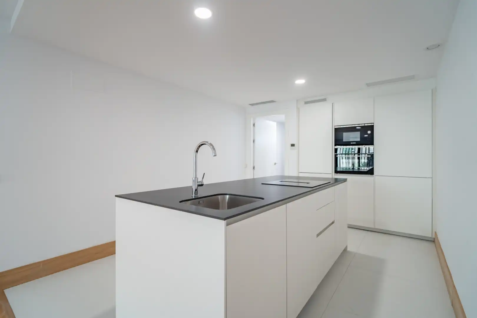 Cuina de Apartament en venda en Málaga amb Piscina i Piscina comunitària