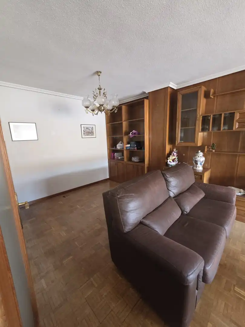 Living room of Flat for sale in Salamanca  with Heating, Parquet flooring and Balcony