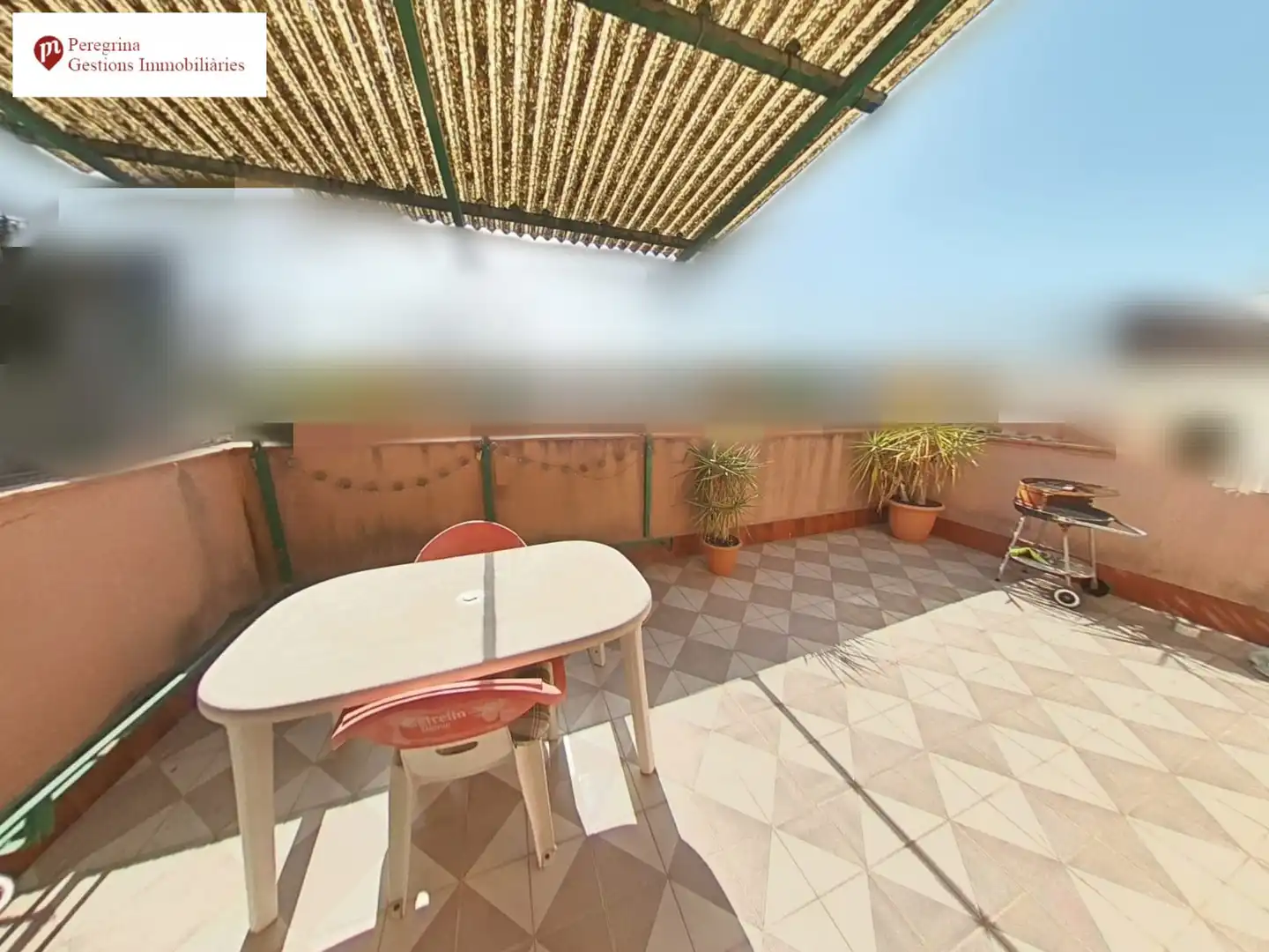 Terrassa de Pis en venda en Santa Coloma de Gramenet amb Aire condicionat, Calefacció i Parquet