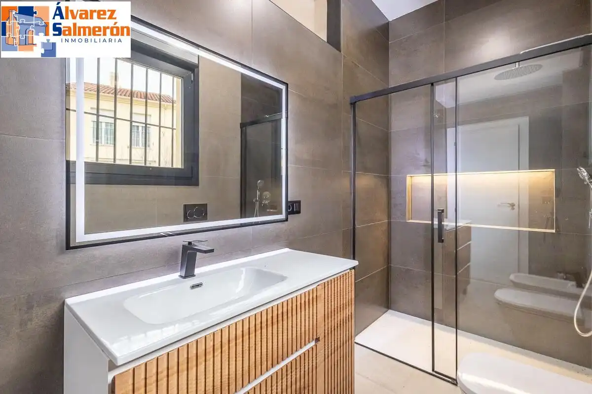 Flat for sale in Calle EL CASTAÑAL, Camino de los Neveros - Serrallo