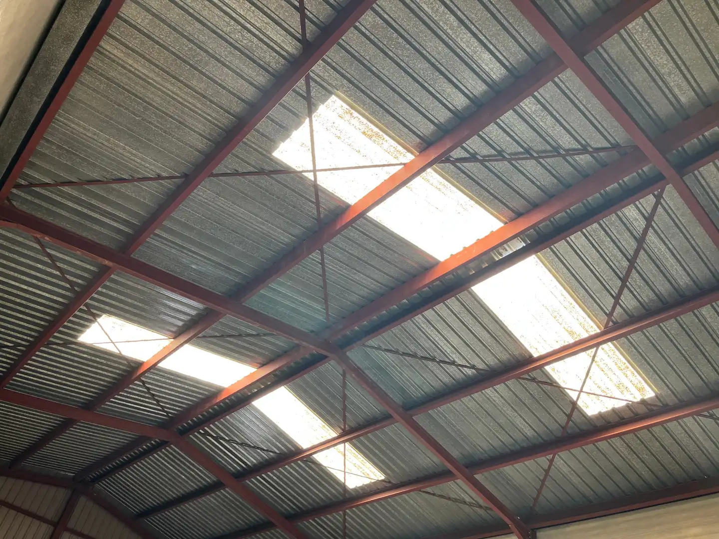 Vista exterior de Nau industrial en venda en Valencina de la Concepción
