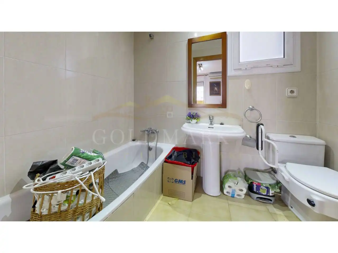 Baño de Dúplex en venta en Sant Joan Despí con Calefacción