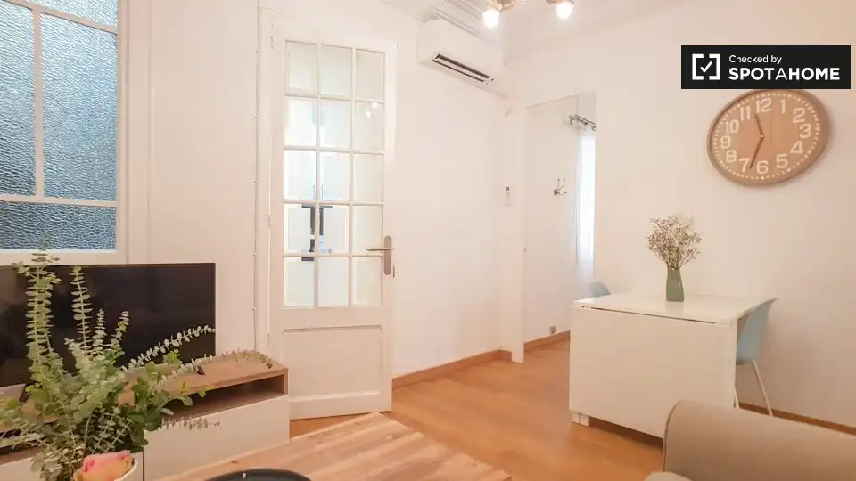 Sala de estar de Apartamento para compartir en Barcelona con Aire acondicionado, Calefacción y Terraza