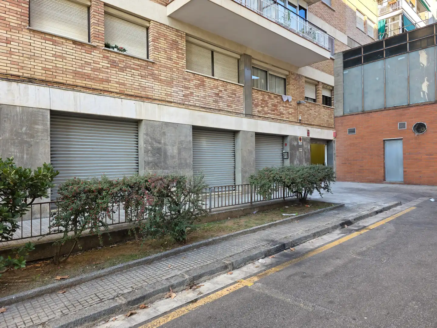 Außenansicht von Geschaftsraum zur Miete in Barcelona mit Klimaanlage