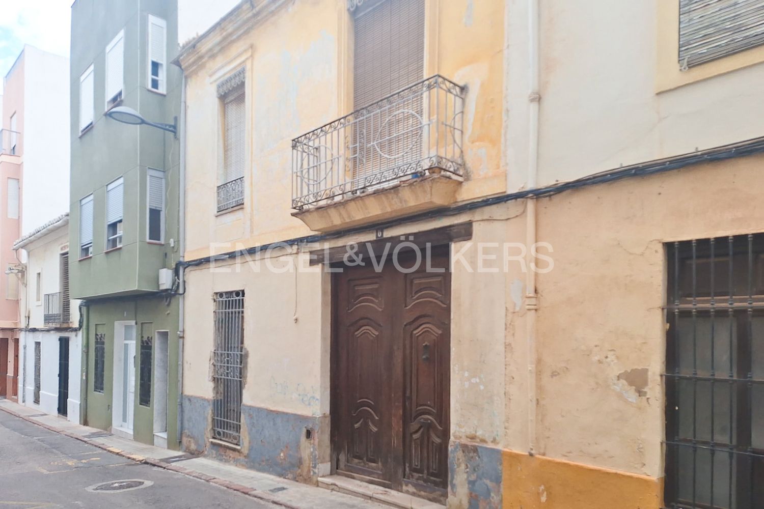 Vista exterior de Casa o chalet en venta en Sagunto / Sagunt con Calefacción, Terraza y Balcón