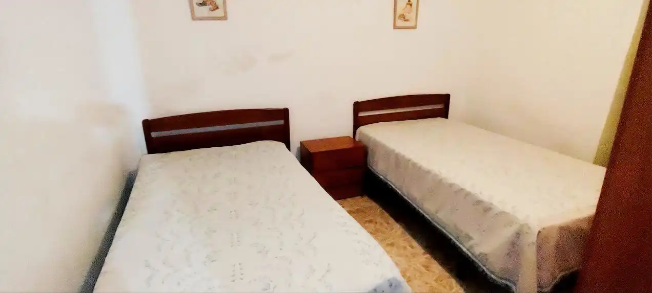 Dormitori de Casa adosada en venda en Linares